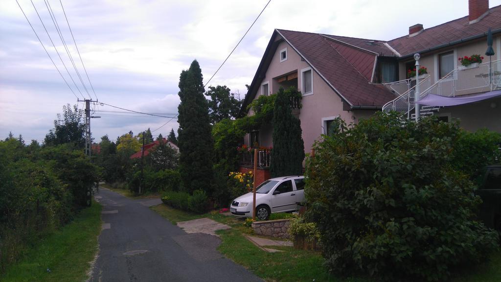 Bertalan Apartman Vonyarcvashegy Exteriér fotografie